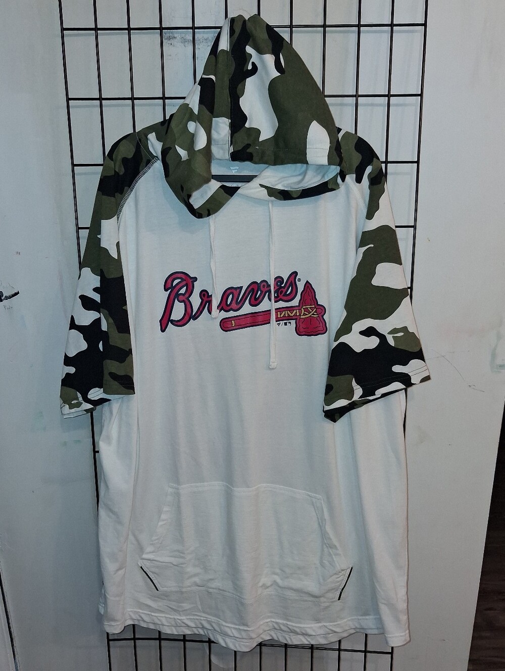 Atlanta Braves Ronald Acuna Jr. White/Camo Player Big & Tall Raglan Hoodie